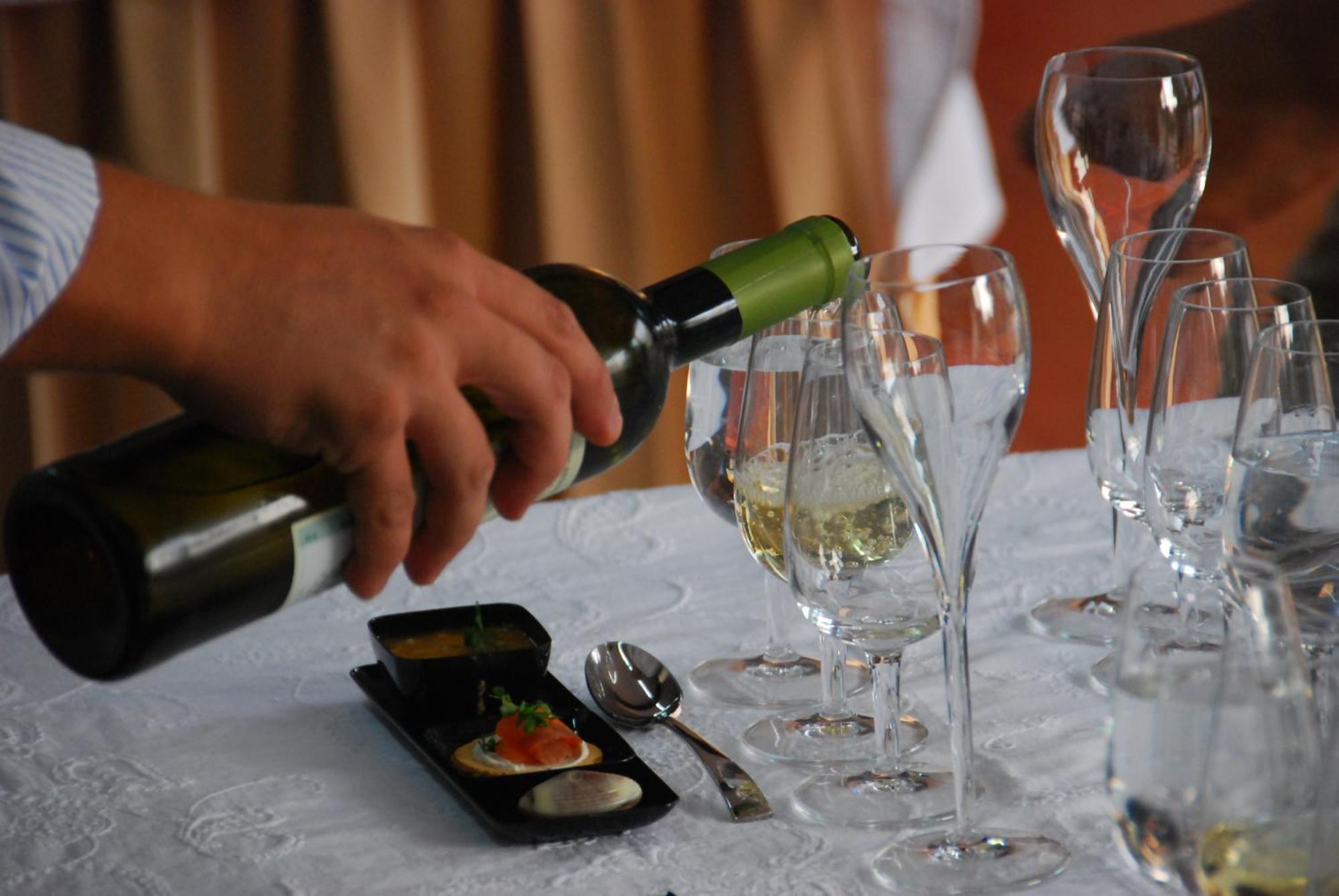 1720 Quinta Da Cancela - Winery & Farmhouse กิมาไรส์ ภายนอก รูปภาพ